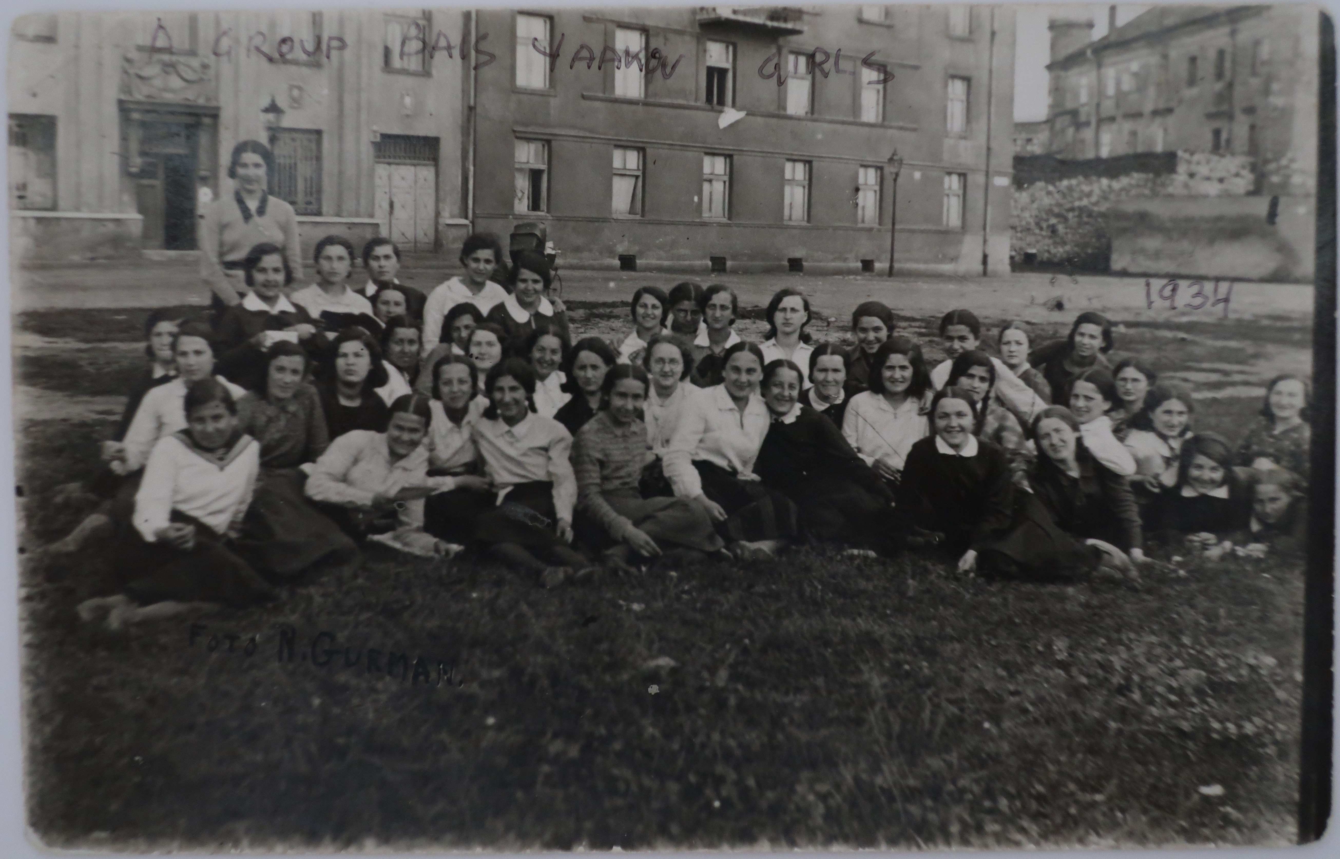 Photo of Kraków seminary girls